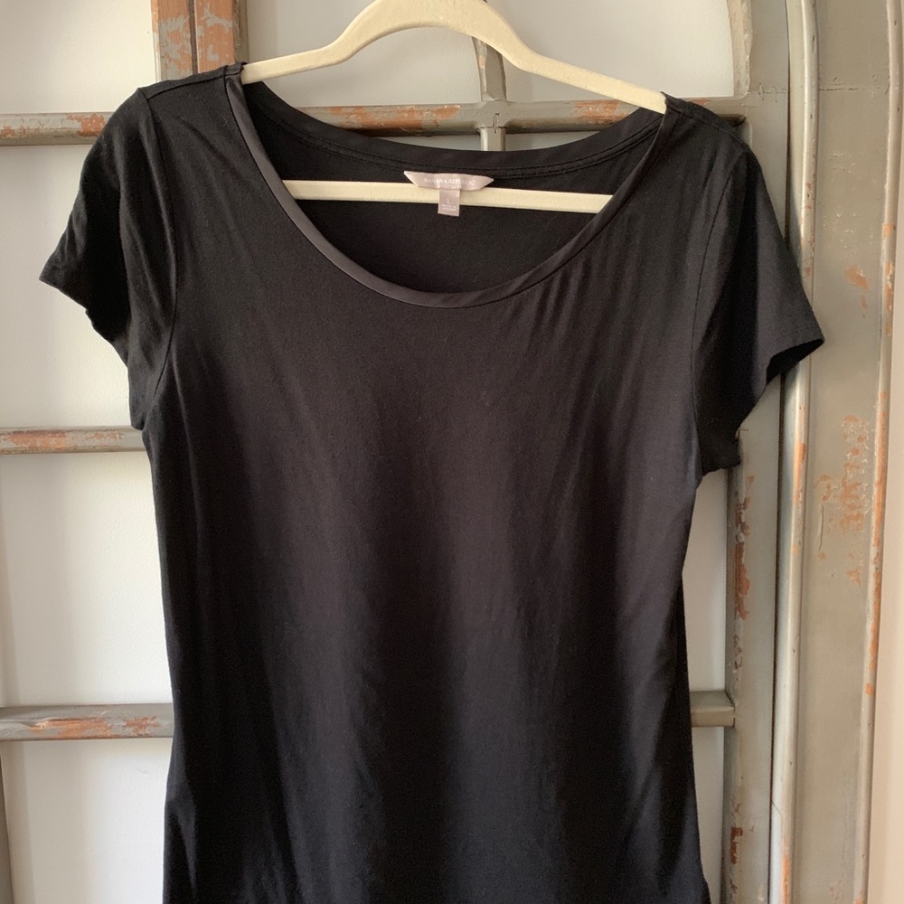 Banana Republic Black TShirt